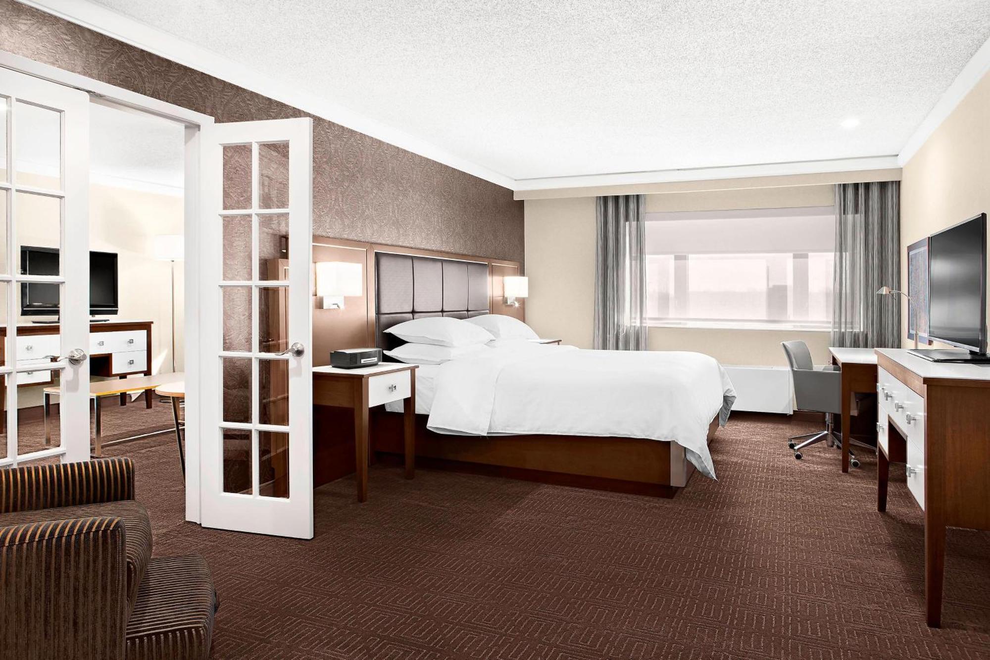 Sheraton Laval Hotel Luaran gambar